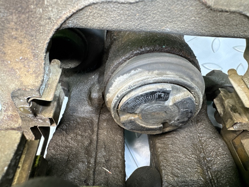 Суппорт тормозной, 7500 рублей, Санкт-Петербург