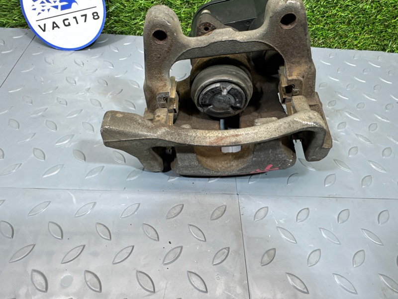 Суппорт тормозной, 7500 рублей, Санкт-Петербург