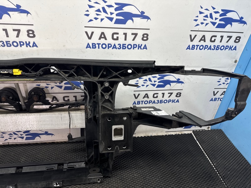 Панель передняя, 24000 рублей, Санкт-Петербург