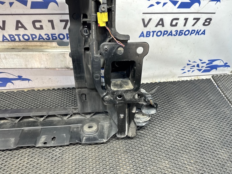 Панель передняя, 16000 рублей, Санкт-Петербург