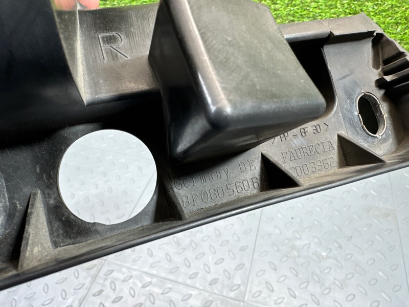 Кронштейн фар, 5000 рублей, Санкт-Петербург