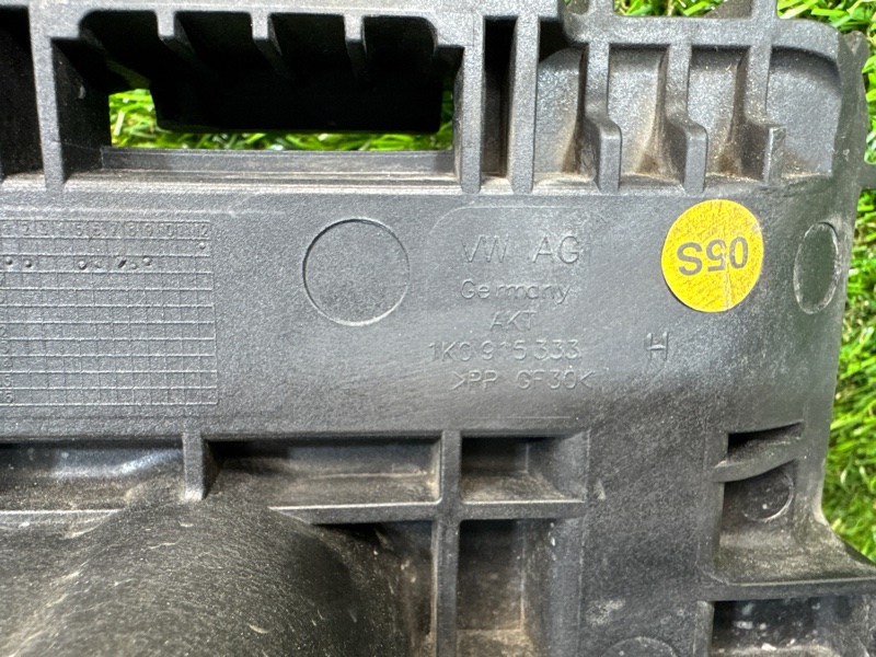 Крепление АКБ, 1000 рублей, Санкт-Петербург