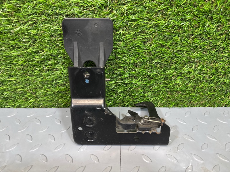 Крючок капота, 1000 рублей, Санкт-Петербург