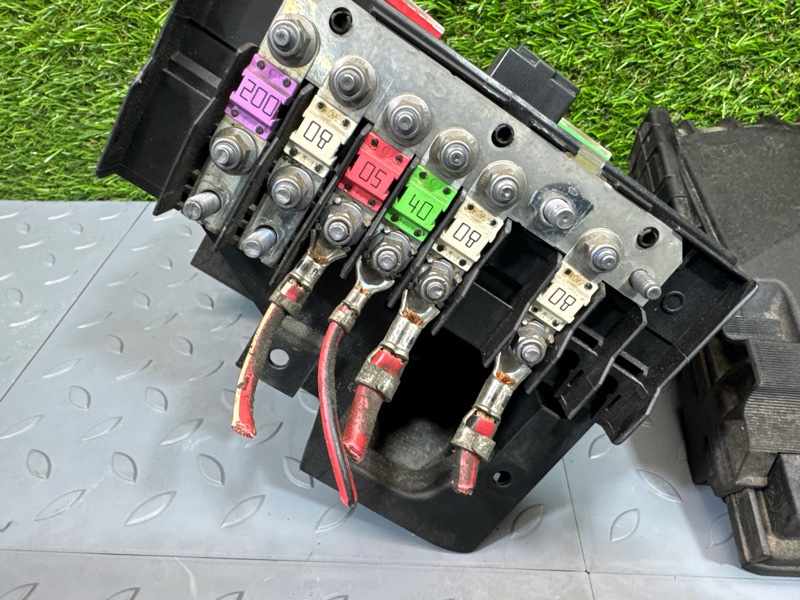 Блок предохранителей, 1800 рублей, Санкт-Петербург