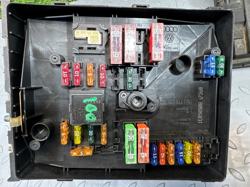 Блок предохранителей, 1800 рублей, Санкт-Петербург