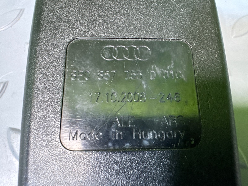 Ответная часть ремня безопасности, 2500 рублей, Санкт-Петербург