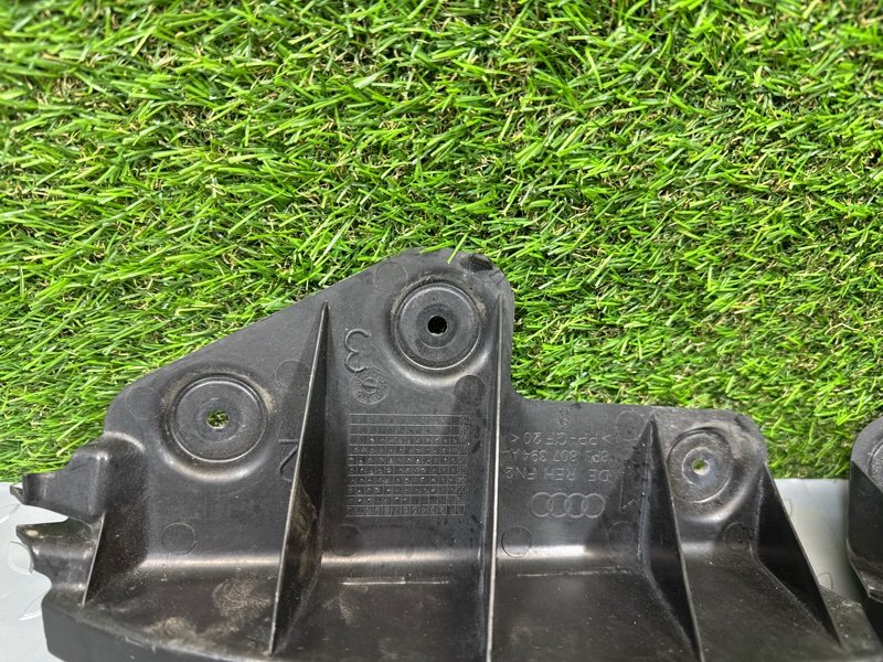 Направляющая бампера, 1000 рублей, Санкт-Петербург