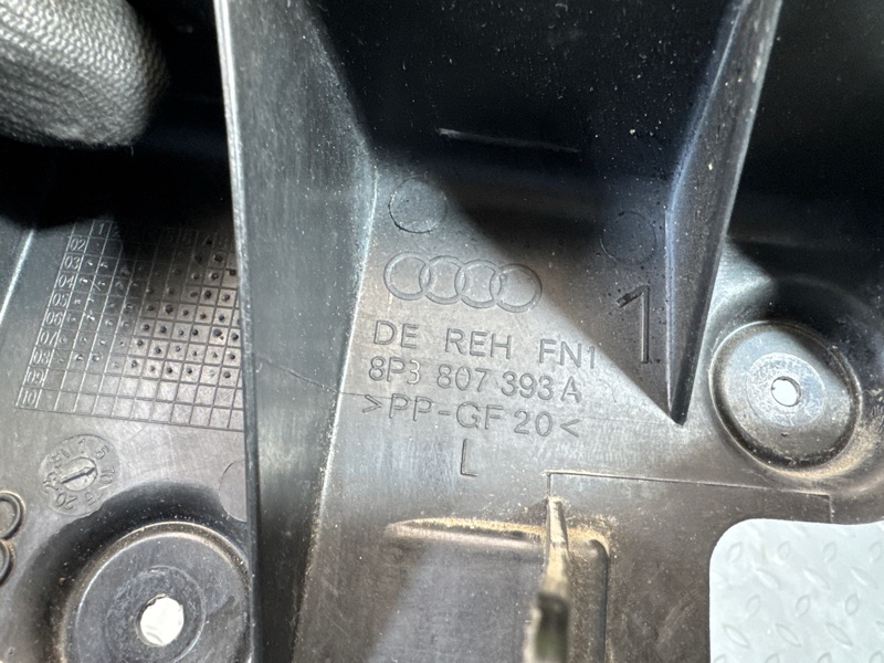 Направляющая бампера, 1000 рублей, Санкт-Петербург