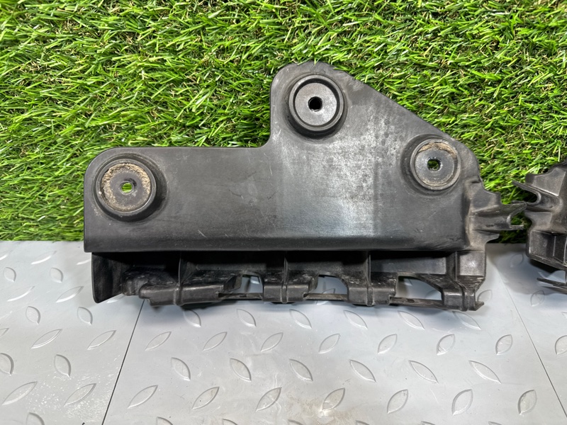 Направляющая бампера, 1000 рублей, Санкт-Петербург