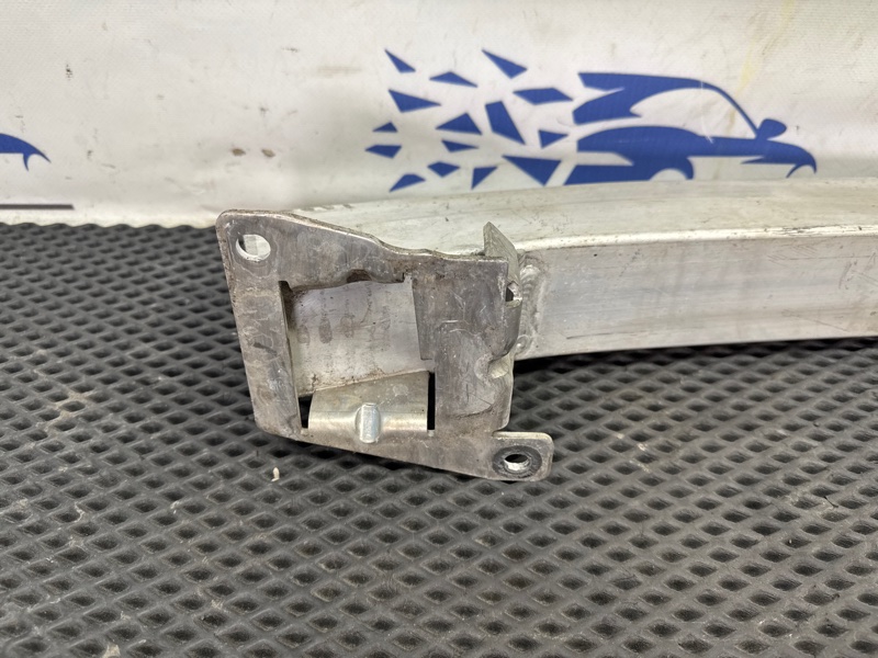 Усилитель бампера, 1000 рублей, Санкт-Петербург