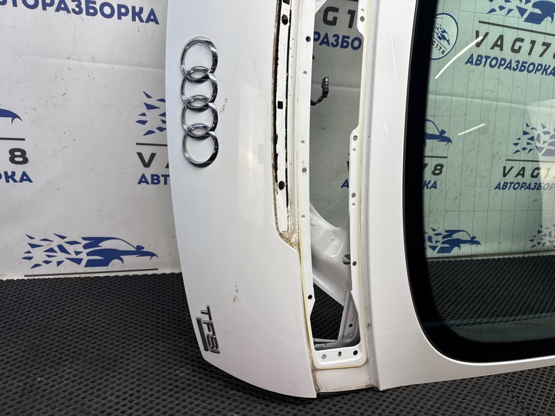 Дверь багажника, 5000 рублей, Санкт-Петербург