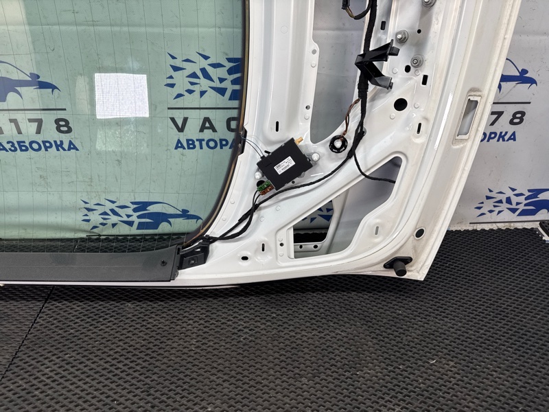 Дверь багажника, 5000 рублей, Санкт-Петербург