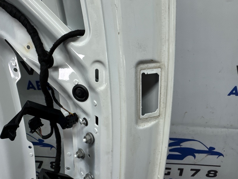 Дверь багажника, 5000 рублей, Санкт-Петербург