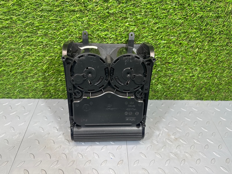 Подстаканник, 2500 рублей, Санкт-Петербург