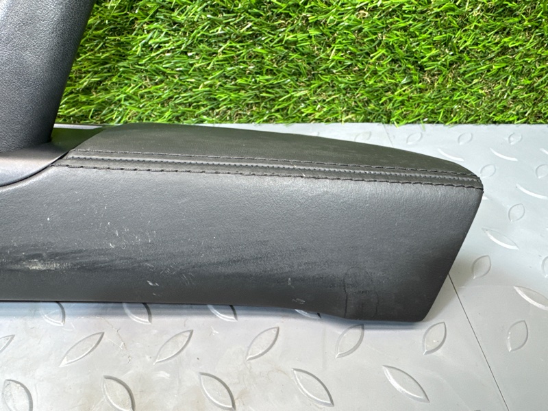 Подлокотник, 1500 рублей, Санкт-Петербург