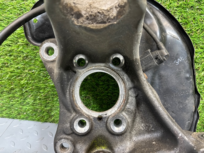 Кулак поворотный, 4500 рублей, Санкт-Петербург