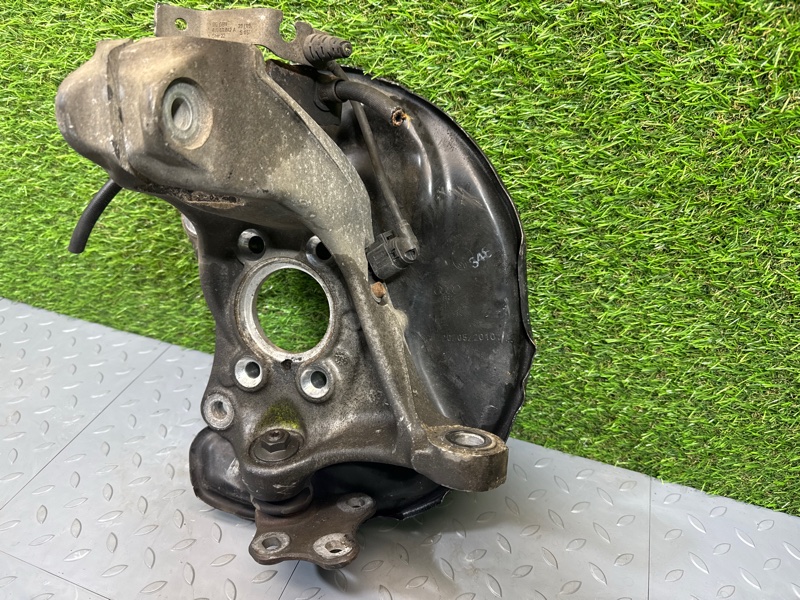 Кулак поворотный, 4500 рублей, Санкт-Петербург