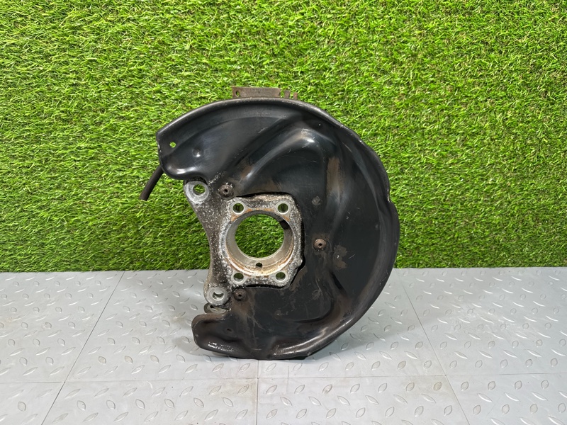 Кулак поворотный, 4500 рублей, Санкт-Петербург