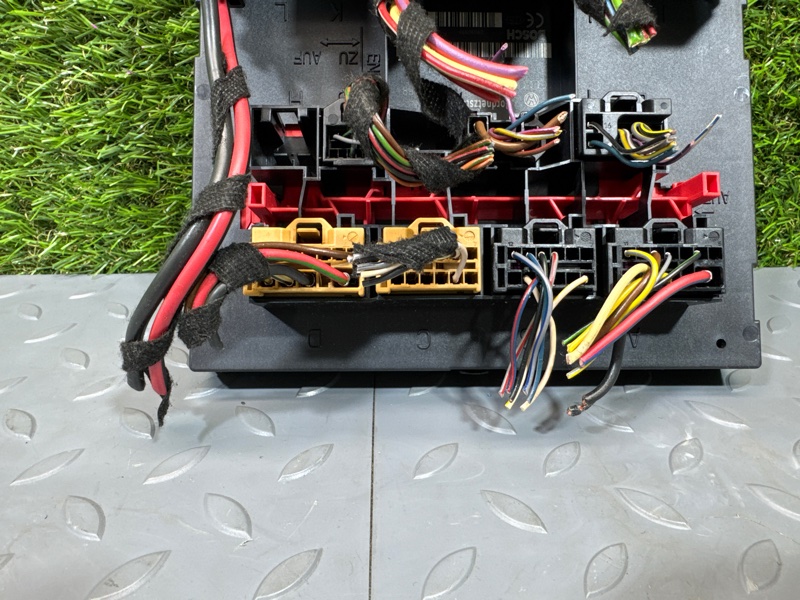 Блок управления бортовой сети, 2000 рублей, Санкт-Петербург