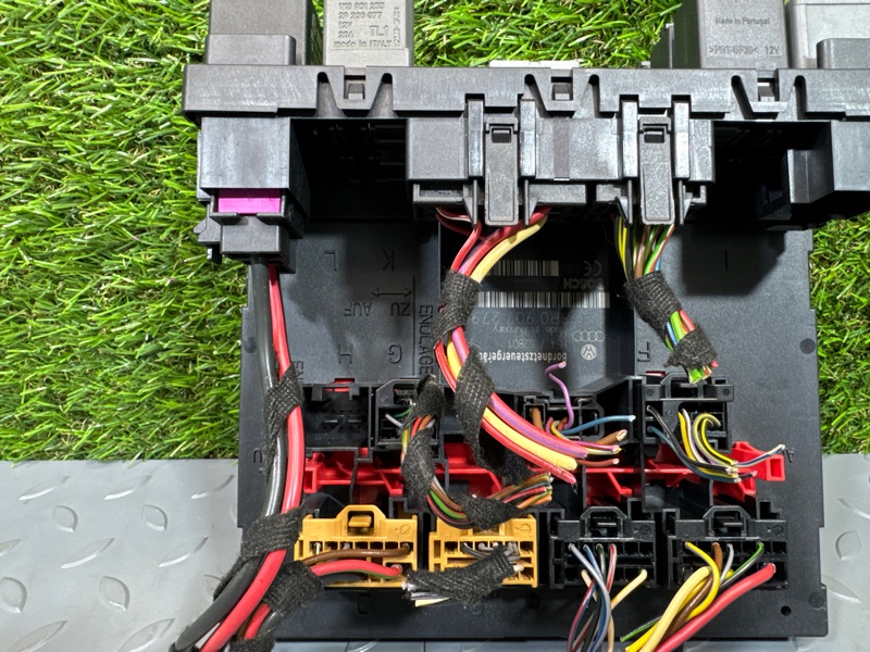 Блок управления бортовой сети, 2000 рублей, Санкт-Петербург