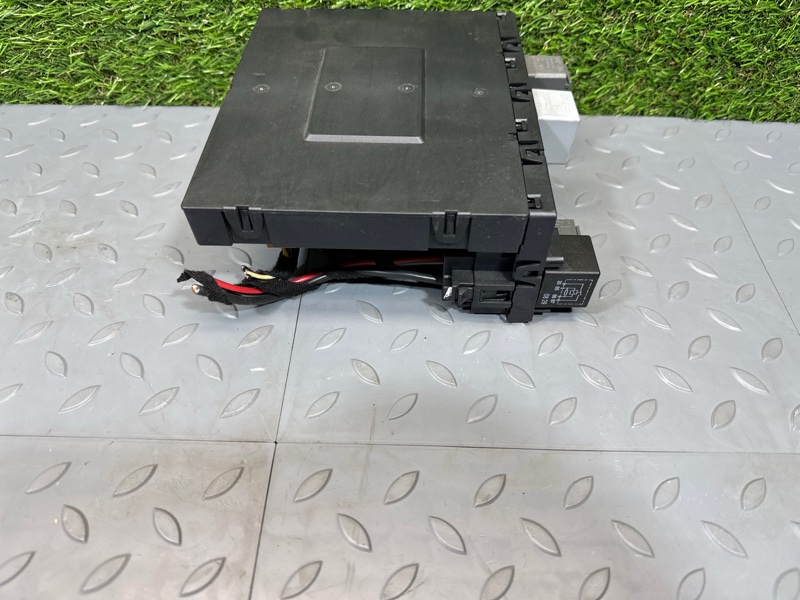 Блок управления бортовой сети, 2000 рублей, Санкт-Петербург