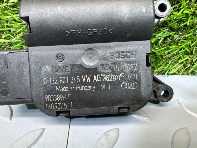 Моторчик заслонки отопителя, 1000 рублей, Санкт-Петербург