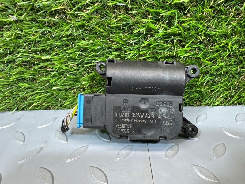 Моторчик заслонки отопителя, 1000 рублей, Санкт-Петербург