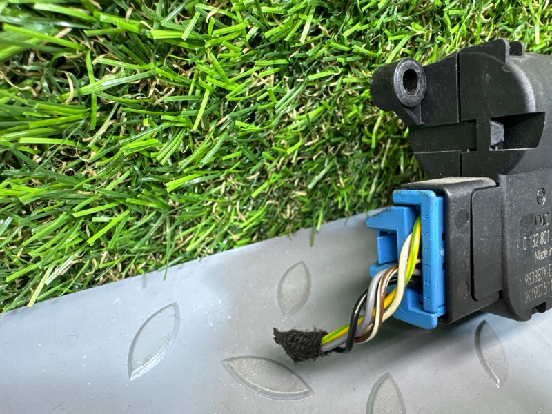 Моторчик заслонки отопителя, 1000 рублей, Санкт-Петербург