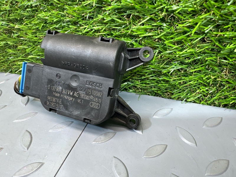 Моторчик заслонки отопителя, 1000 рублей, Санкт-Петербург