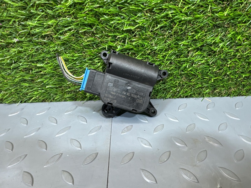 Моторчик заслонки отопителя, 1000 рублей, Санкт-Петербург