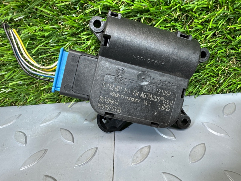 Моторчик заслонки отопителя, 1000 рублей, Санкт-Петербург