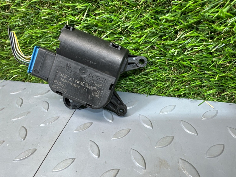 Моторчик заслонки отопителя, 1000 рублей, Санкт-Петербург