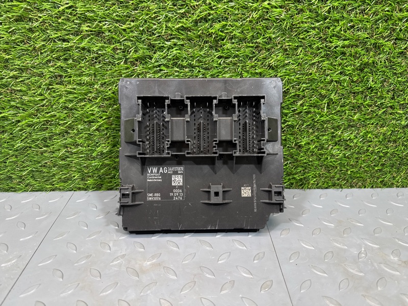 Блок управления бортовой сети, 2000 рублей, Санкт-Петербург