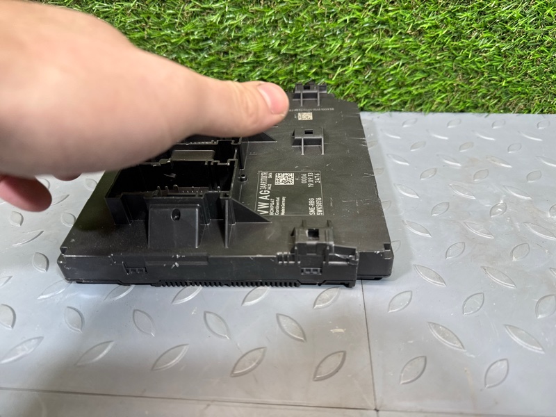 Блок управления бортовой сети, 2000 рублей, Санкт-Петербург