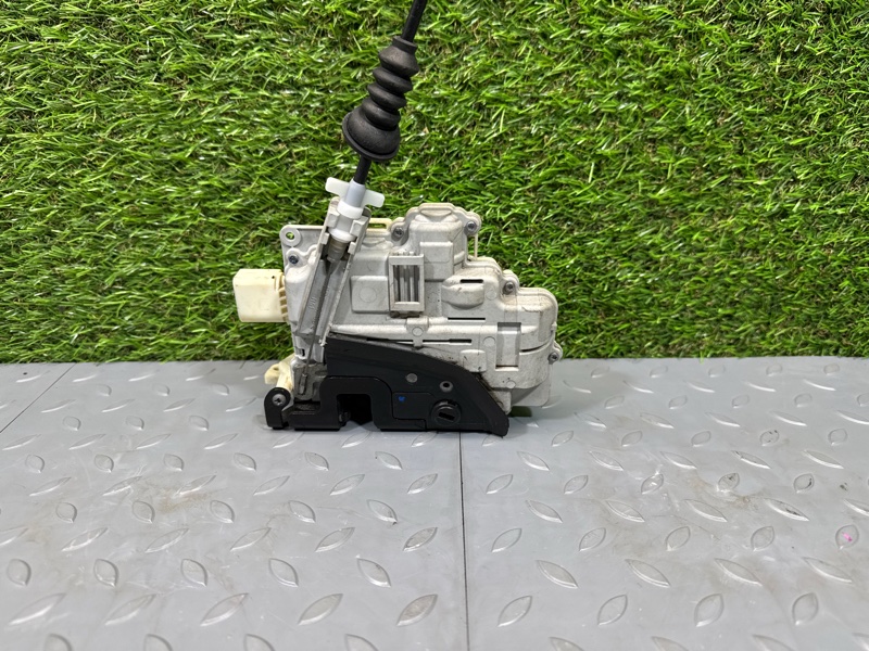 Замок двери, 1000 рублей, Санкт-Петербург