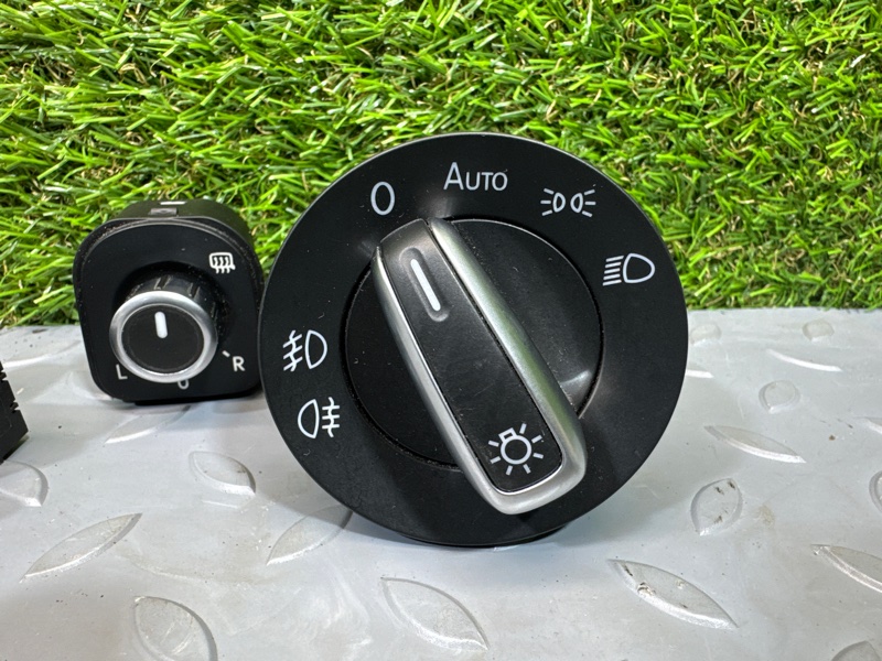 Переключатель света фар, 5000 рублей, Санкт-Петербург