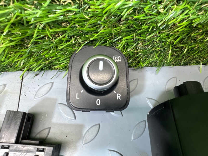 Переключатель света фар, 5000 рублей, Санкт-Петербург