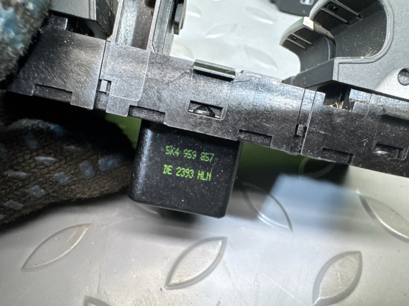 Переключатель света фар, 5000 рублей, Санкт-Петербург