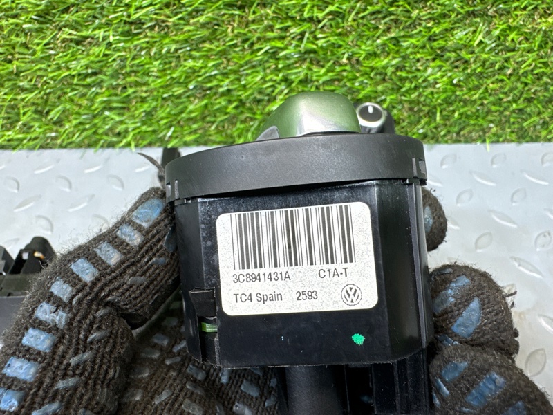 Переключатель света фар, 5000 рублей, Санкт-Петербург