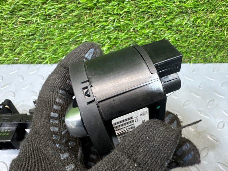 Переключатель света фар, 5000 рублей, Санкт-Петербург