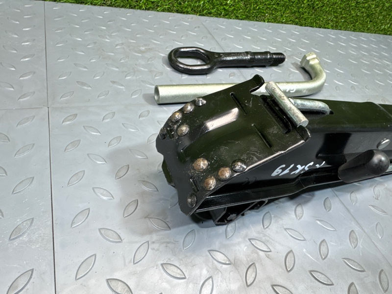 Домкрат, 3000 рублей, Санкт-Петербург