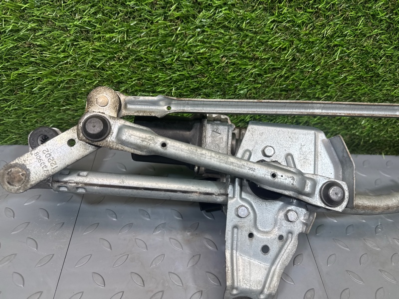 Трапеция стеклоочистителей, 5000 рублей, Санкт-Петербург