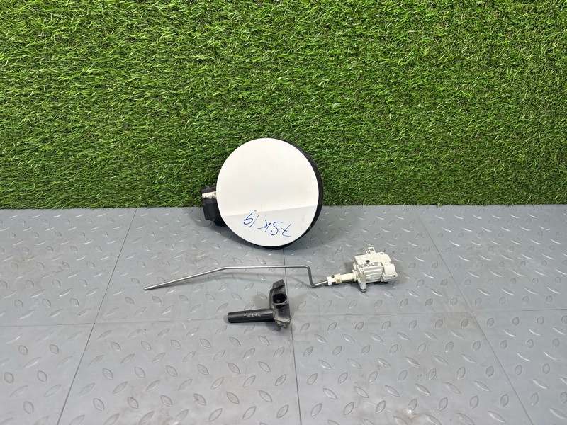 Лючок бензобака, 4000 рублей, Санкт-Петербург