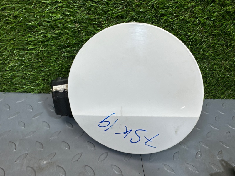 Лючок бензобака, 4000 рублей, Санкт-Петербург