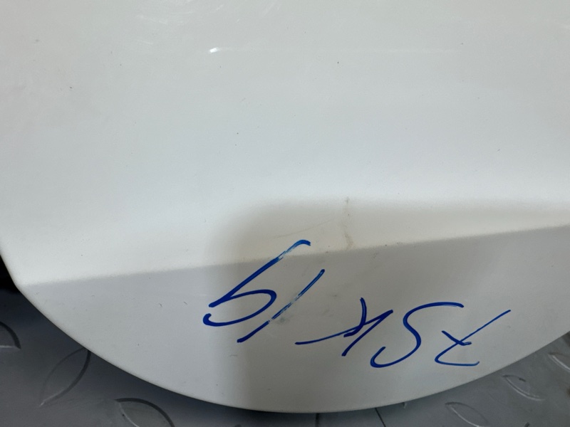 Лючок бензобака, 4000 рублей, Санкт-Петербург