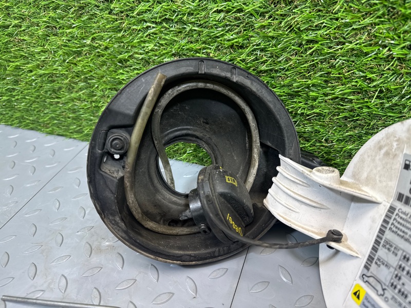 Лючок бензобака, 4000 рублей, Санкт-Петербург