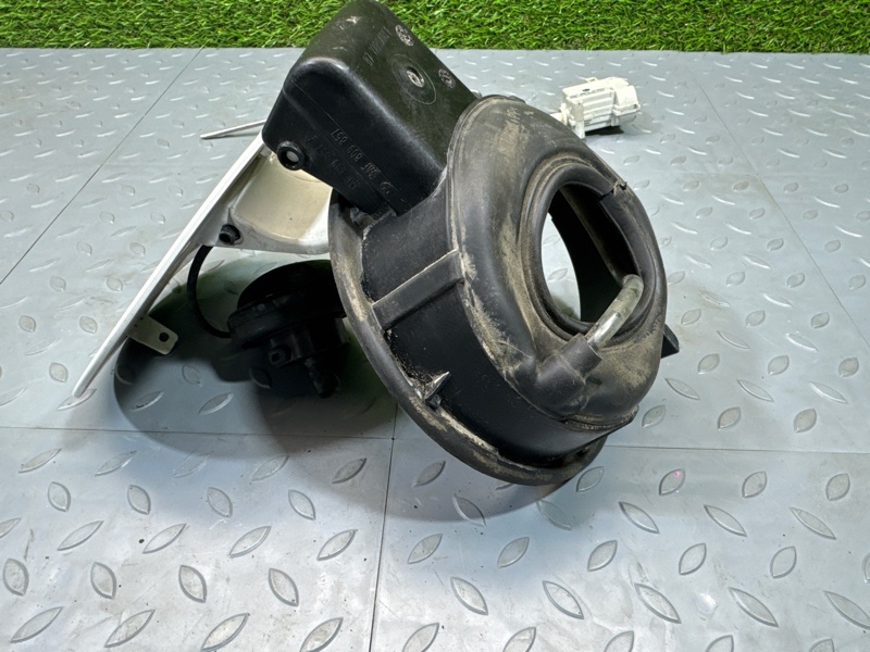 Лючок бензобака, 4000 рублей, Санкт-Петербург