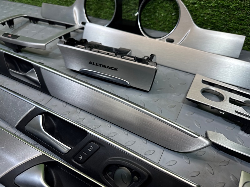 Накладка декоративная, 50000 рублей, Санкт-Петербург