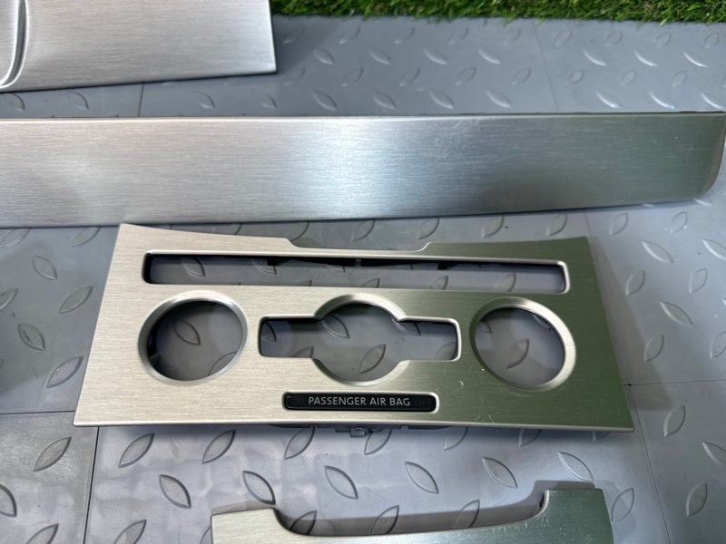 Накладка декоративная, 50000 рублей, Санкт-Петербург