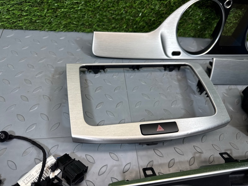 Накладка декоративная, 50000 рублей, Санкт-Петербург